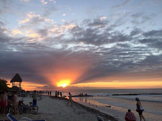 Coquitos Beach Club & Restaurant